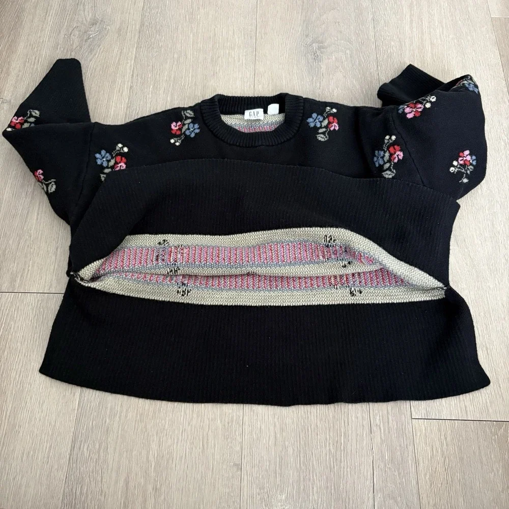 Gap Kids Girls Sweater Small 6-7 Black Crewneck  Floral Cotton Blend Oversized
